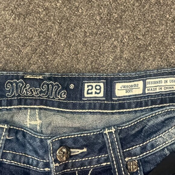Miss Me Bootcut Jeans Womens 29 Horseshoe Star Rhinestone Flap Pocket Bling - Picture 3 of 6